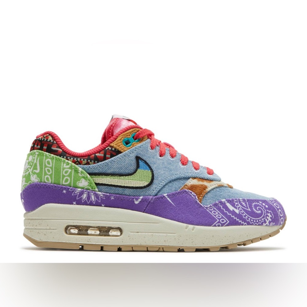 Nike x Concepts Airmax 1 “Far Out” Sneakers